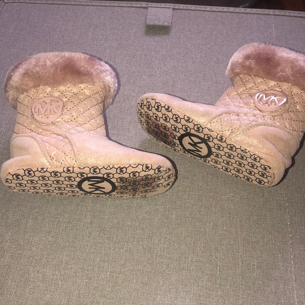 Boots - Picture 2 of 6